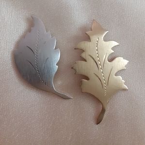 Vintage leaf brooch set